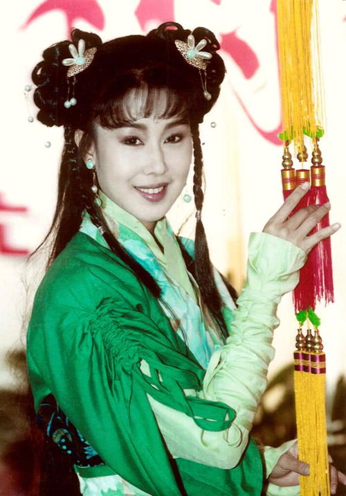 叶童终止新白娘子传奇演唱会，引发网友热议